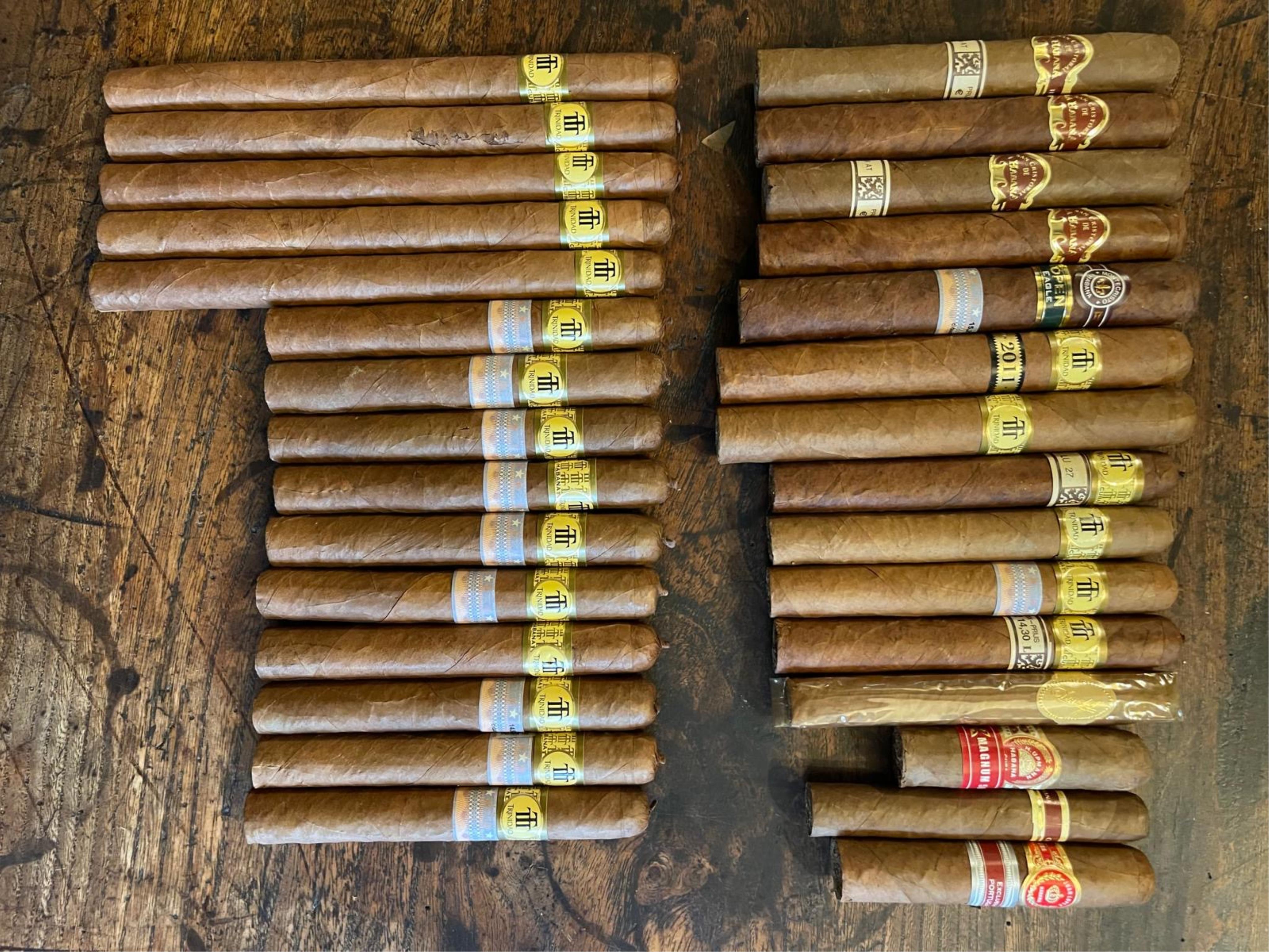 A collection of various Cuban cigars
